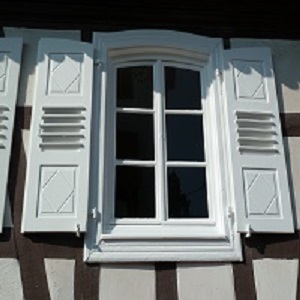 Volets - cadres - fenêtres